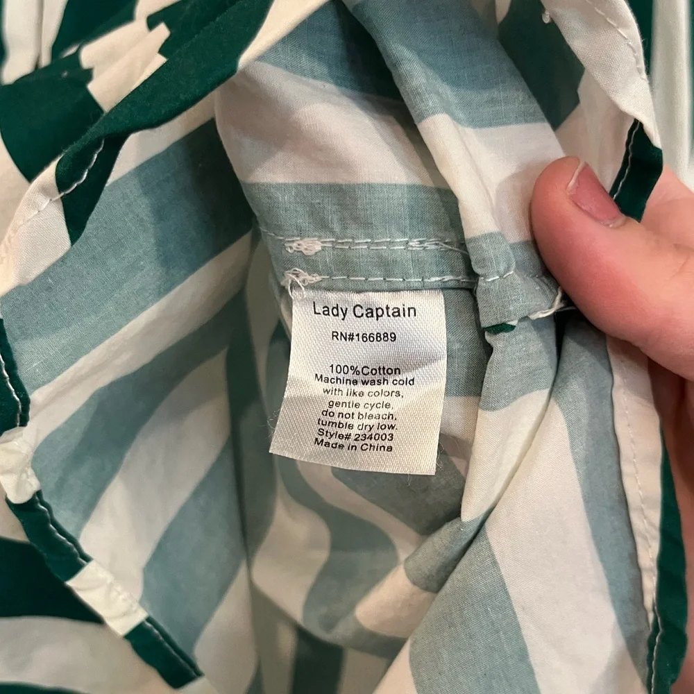 Lady Captain The Captain Shirt Green Cabana Stripe Button Up Fishing Long Sleeve - Picture 4 of 13